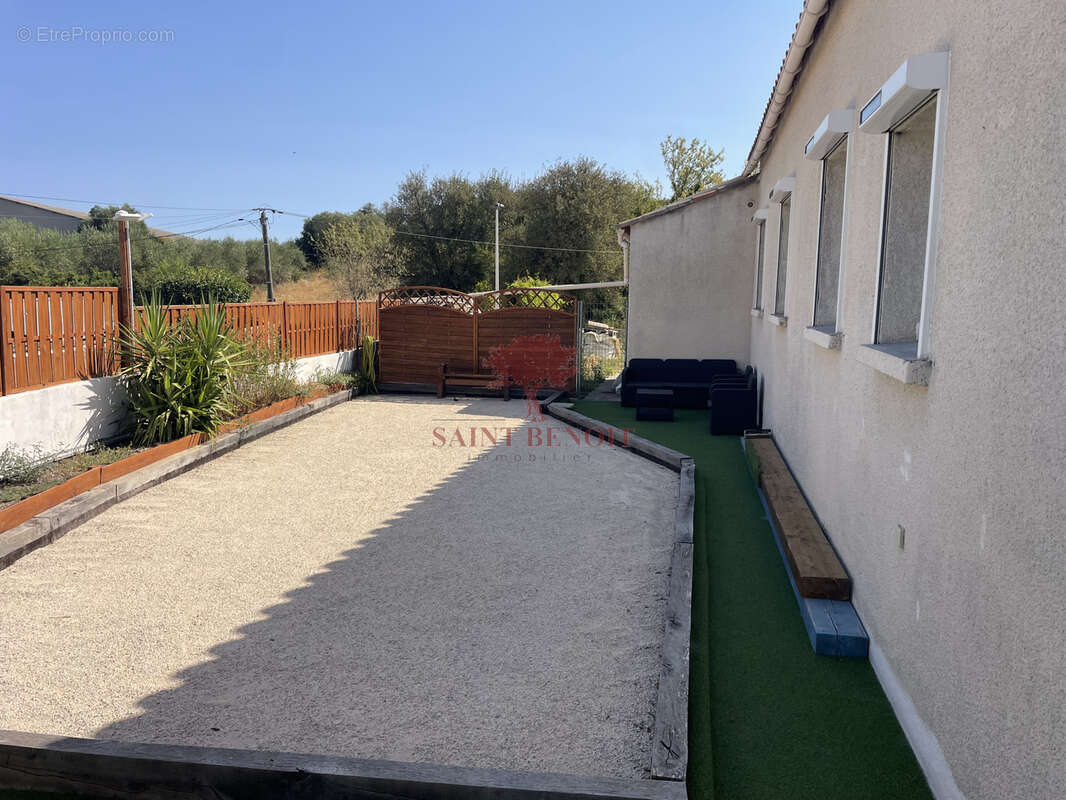 Gigean - villa t4 de plain pied avec piscine + appartement independant - photo 23