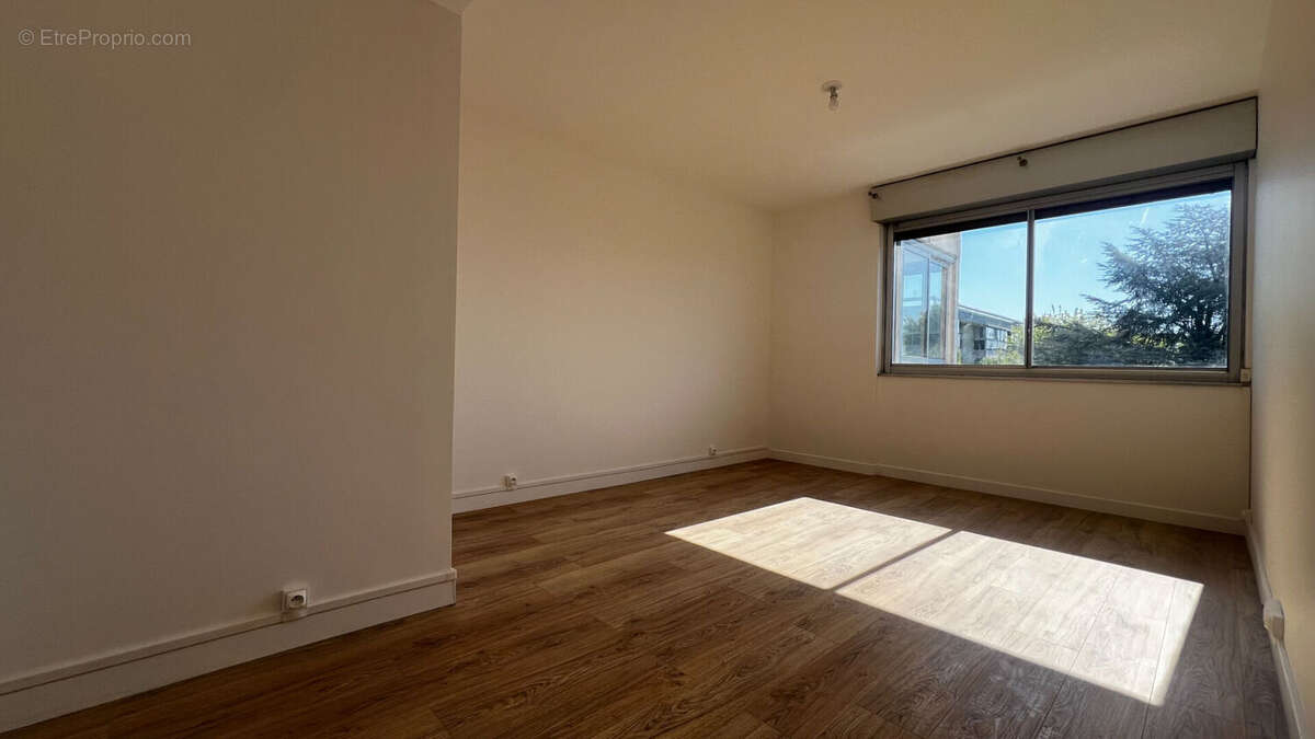 Appartement à LE CHESNAY