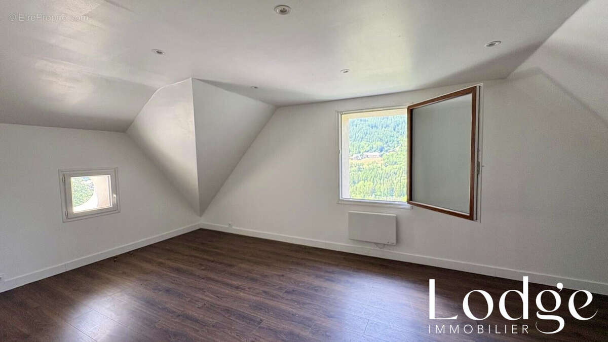 Appartement 56 m² à Briancon  - photo 3
