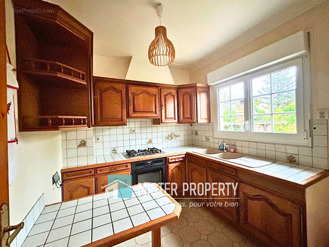 Maison à SARTROUVILLE