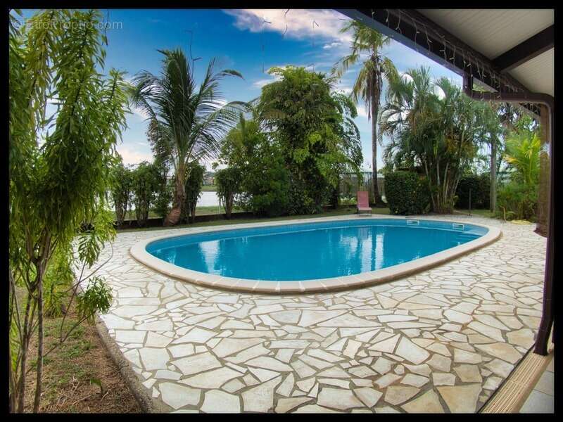 Maison à KOUROU