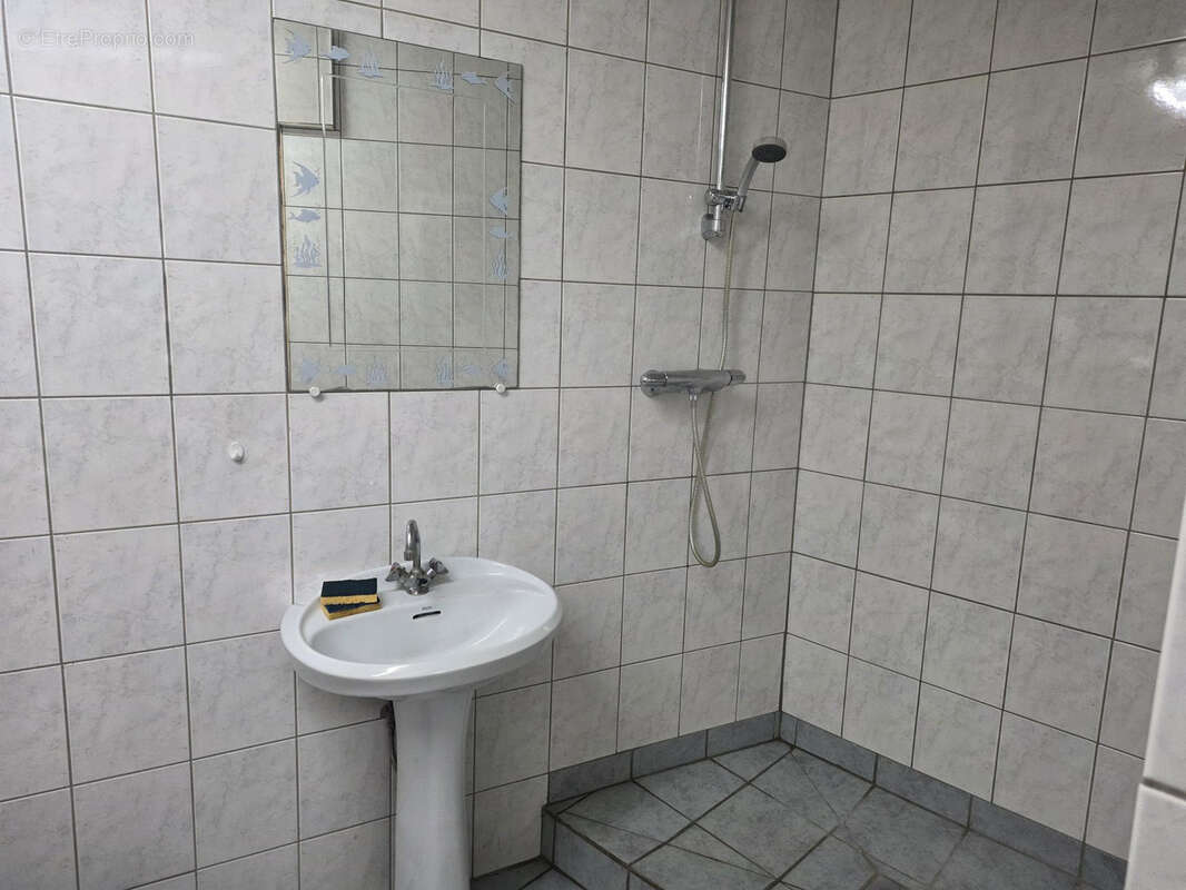 Appartement à THIAUCOURT-REGNIEVILLE