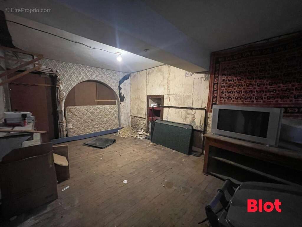 Maison à LE PERTRE