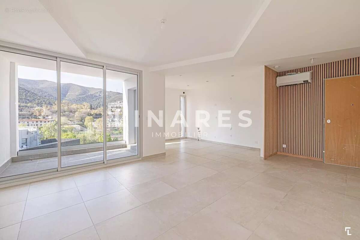 Appartement à MARSEILLE-11E