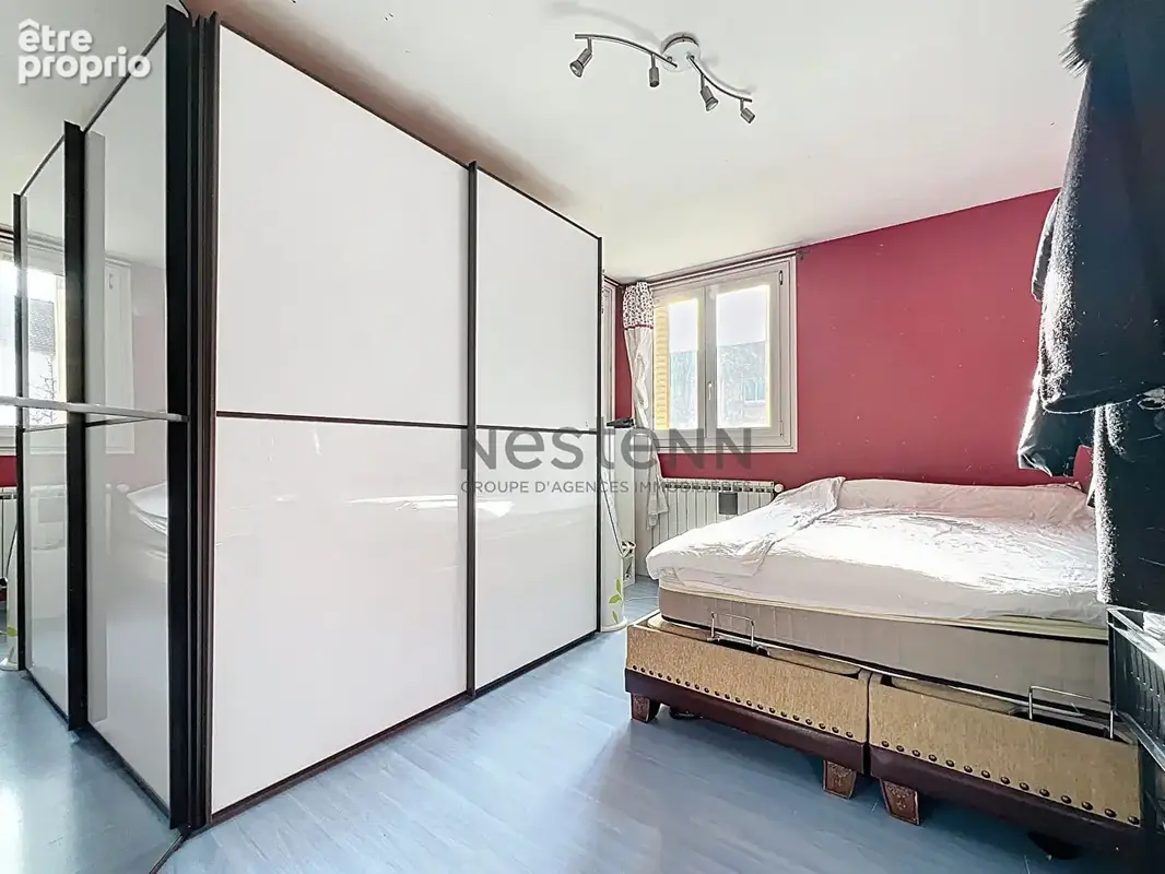 Maison spacieuse à Villeneuve-Saint-Georges, Idéale Famille Nombreuse ou Investisseur - photo 13