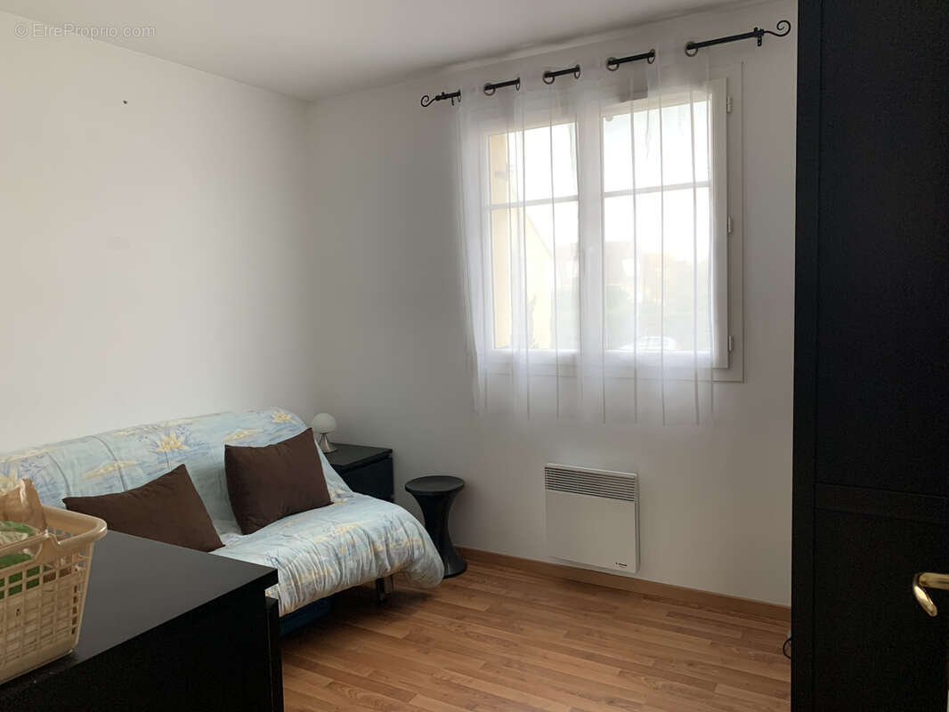 Appartement à MAROLLES-EN-HUREPOIX