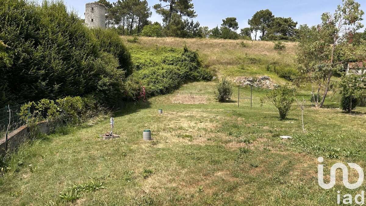 Photo 8 - Appartement à TAUXIGNY