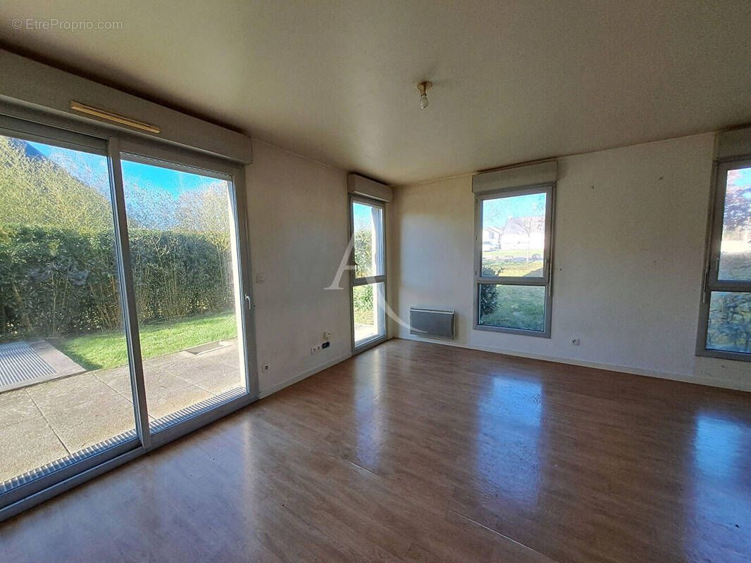 Appartement à SAINTE-LUCE-SUR-LOIRE