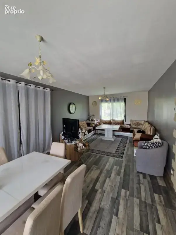 Châtellerault - 289 m2, 3 appartements... ou une grande mais - photo 3