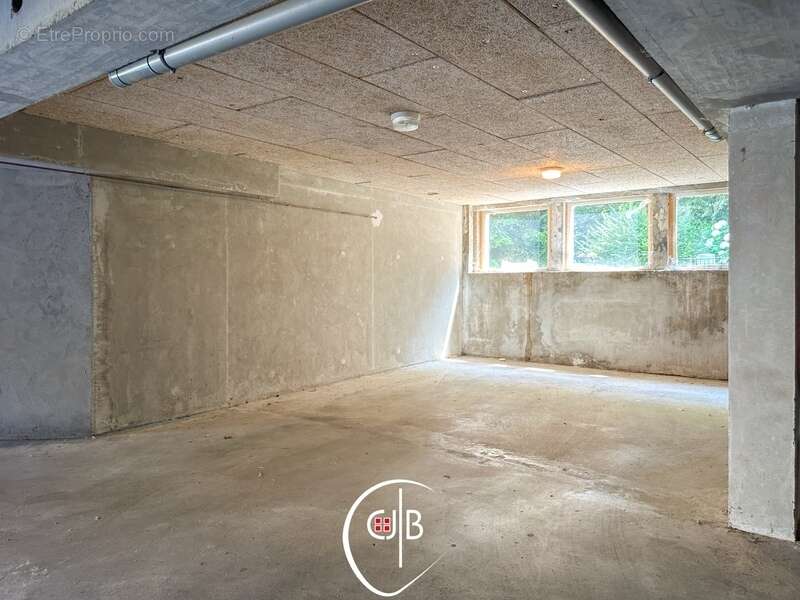 Appartement à LE BOURGET-DU-LAC