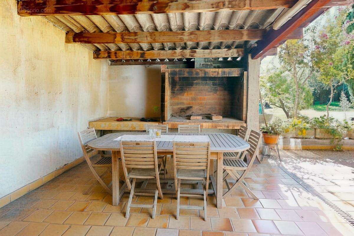 Maison à BOUC-BEL-AIR