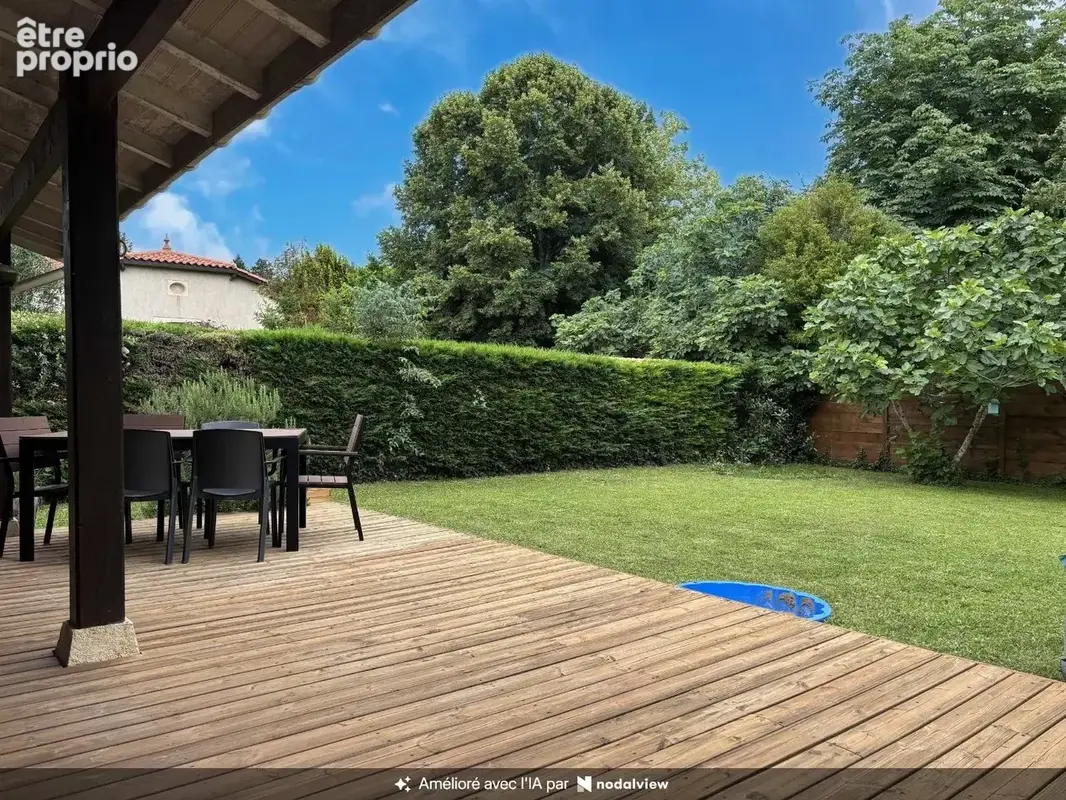 Maiston T5, l'Isle Jourdain centre ville - photo 2