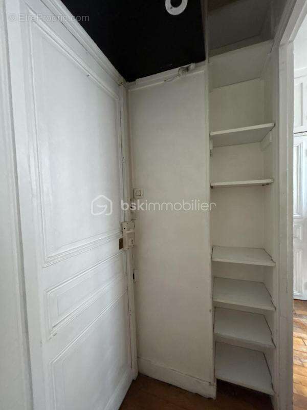 Appartement à PARIS-17E