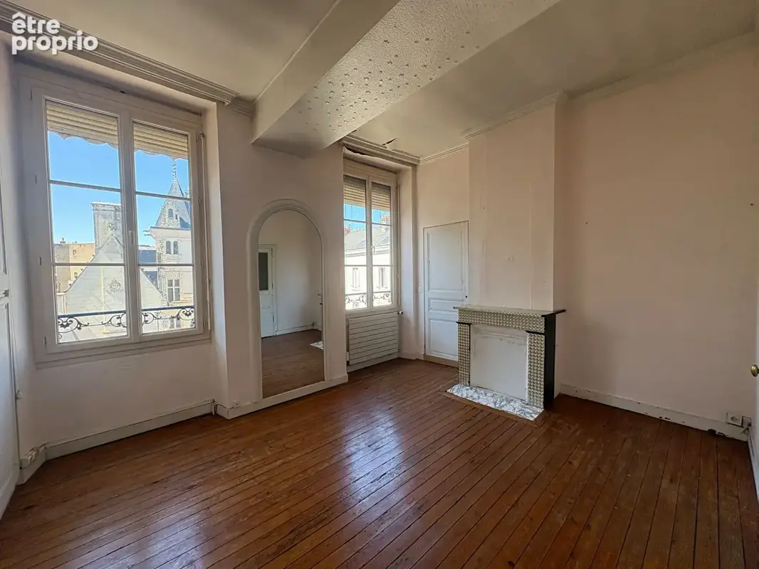 Appartement Duplex 6 pièces place du Ralliement - photo 2