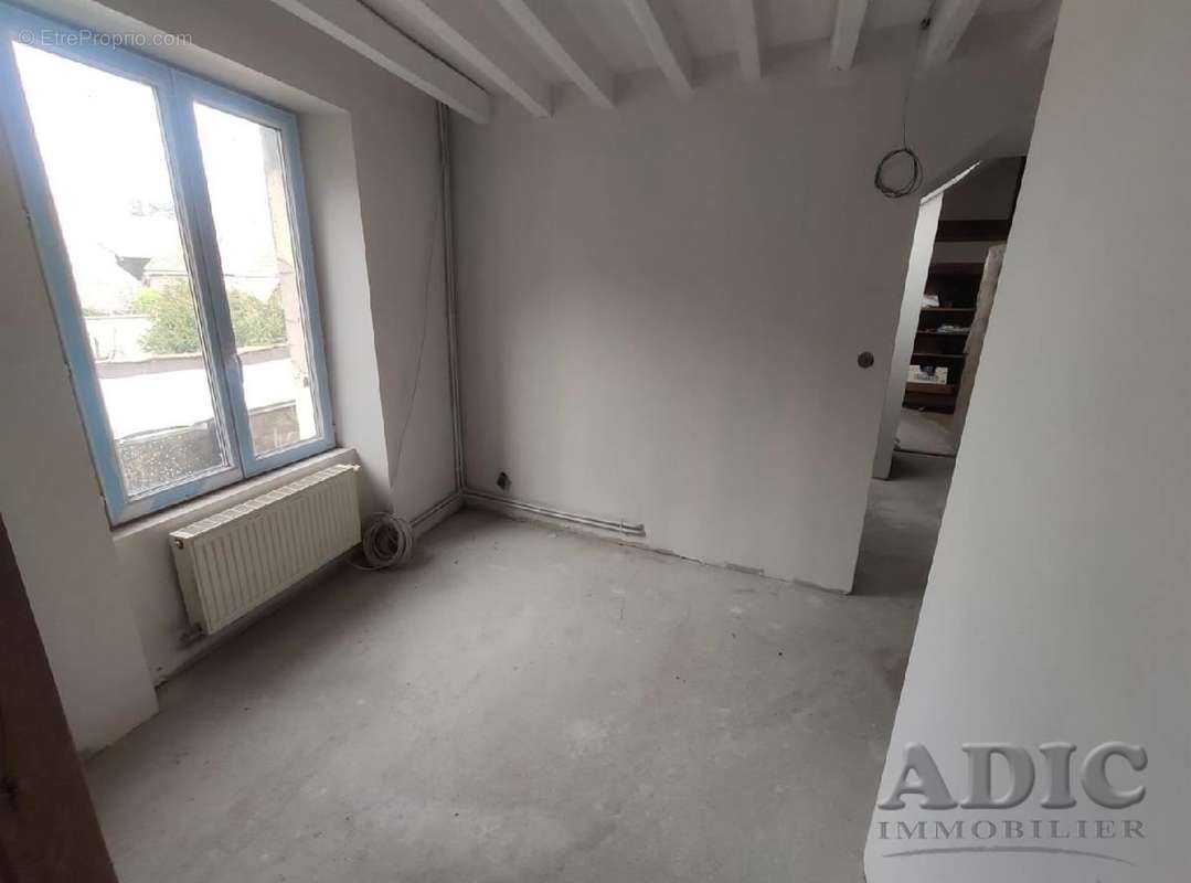 Maison à SILLY-LE-LONG