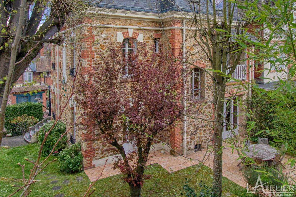 Maison à SAINT-CLOUD