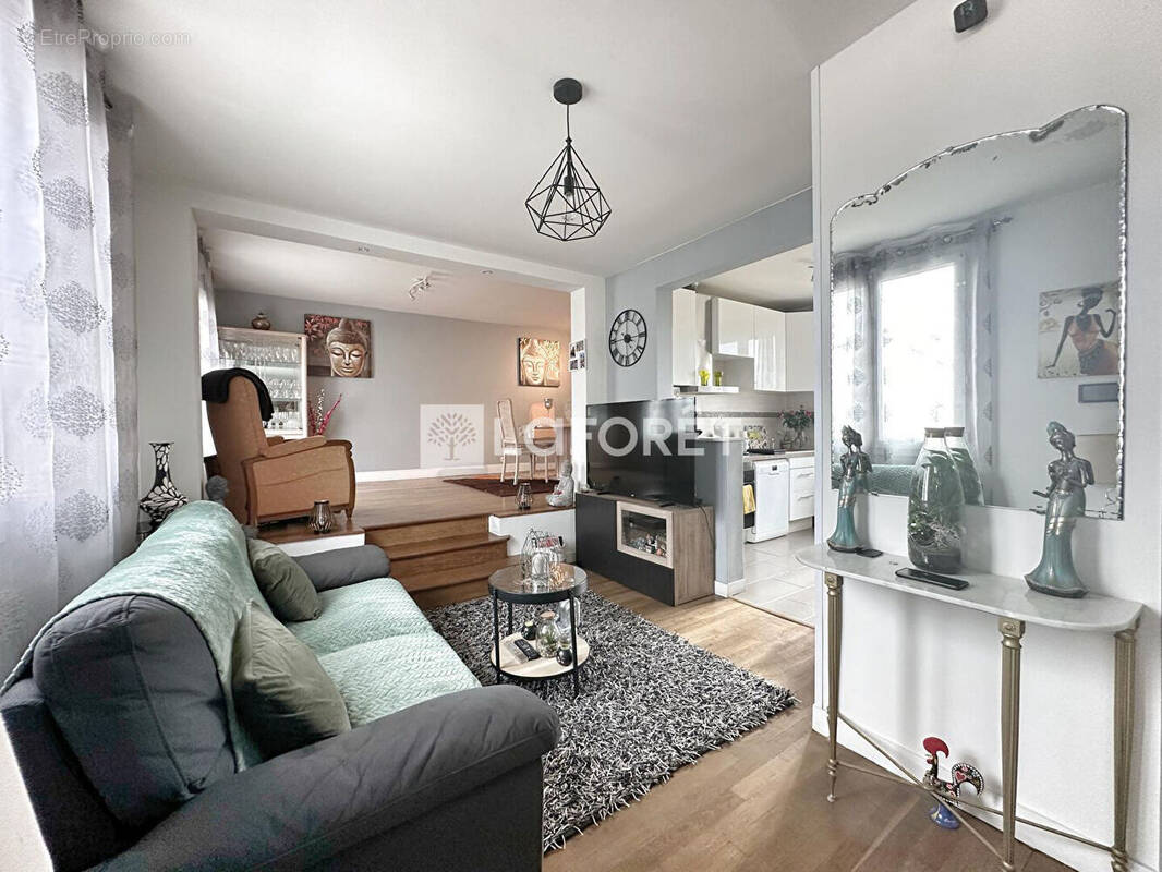 Maison à JUVISY-SUR-ORGE