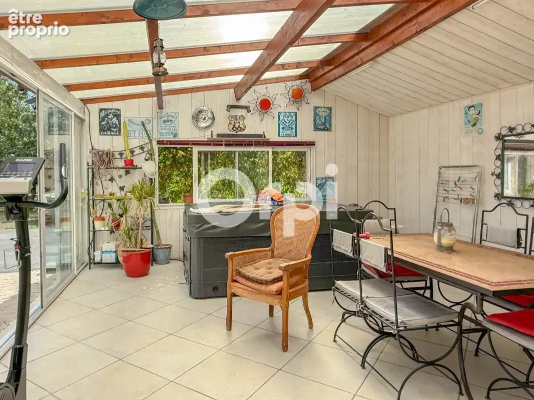 Maison charentaise en excellent état avec 60 m² de garage - photo 9