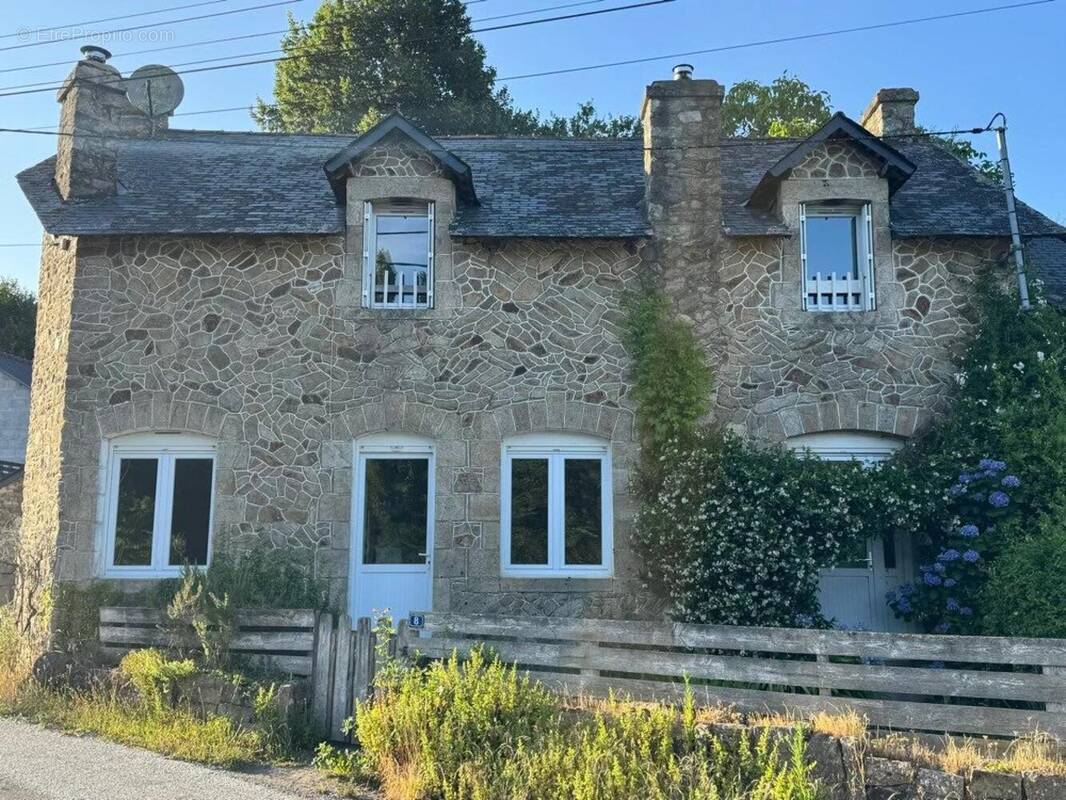 Photo 1 - Maison à LIMERZEL