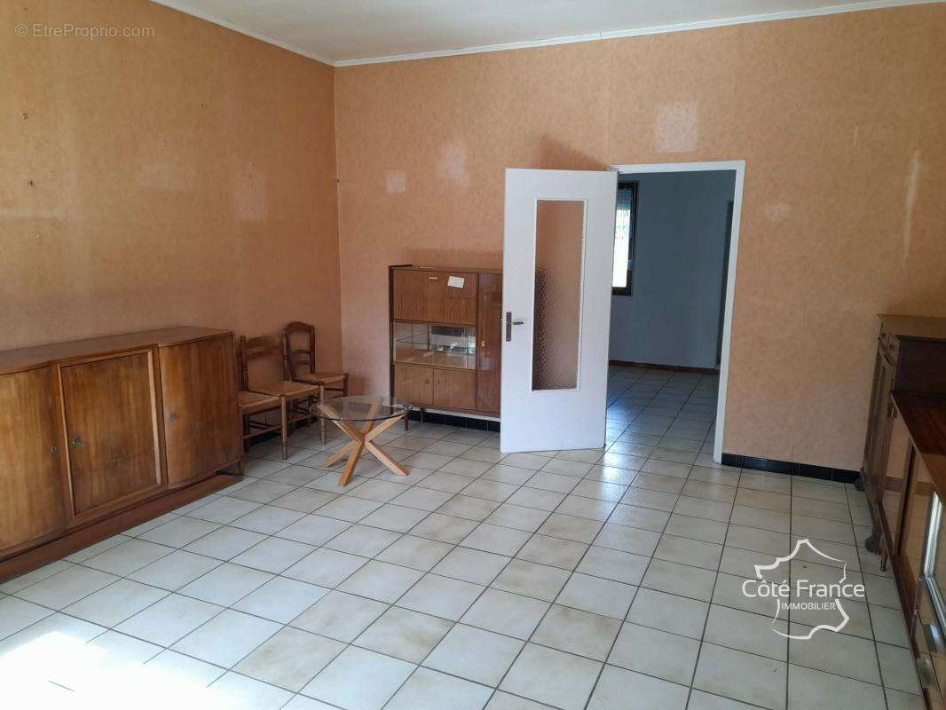 Maison à OHAIN