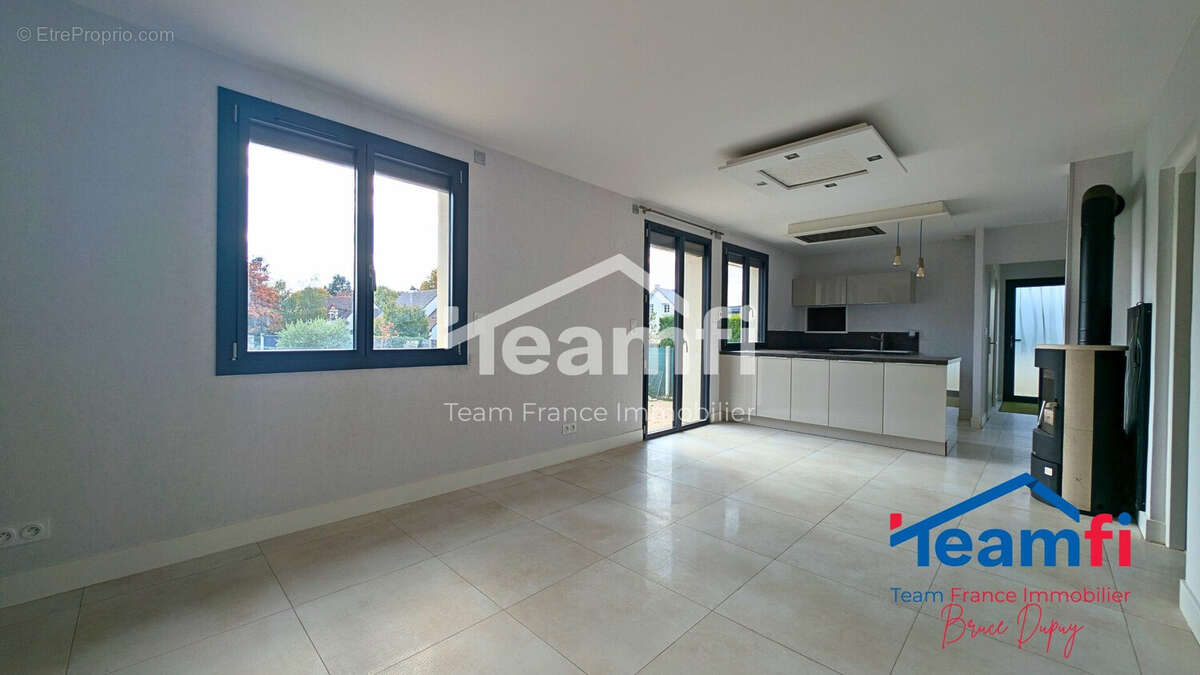 Maison à SAINT-DENIS-EN-VAL