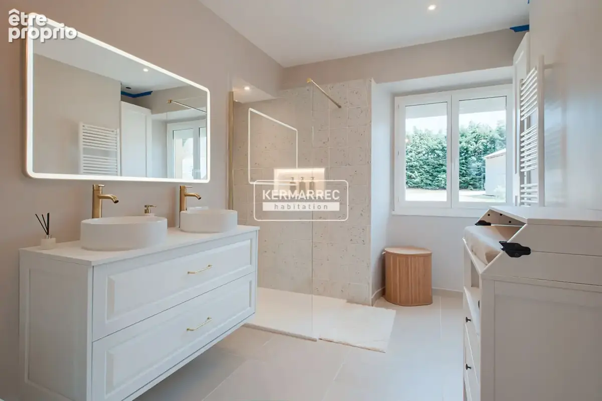 A VENDRE Maison Argentré-Du-Plessis 10 pièce(s) 195 m2 - 324 500  HAI - photo 5
