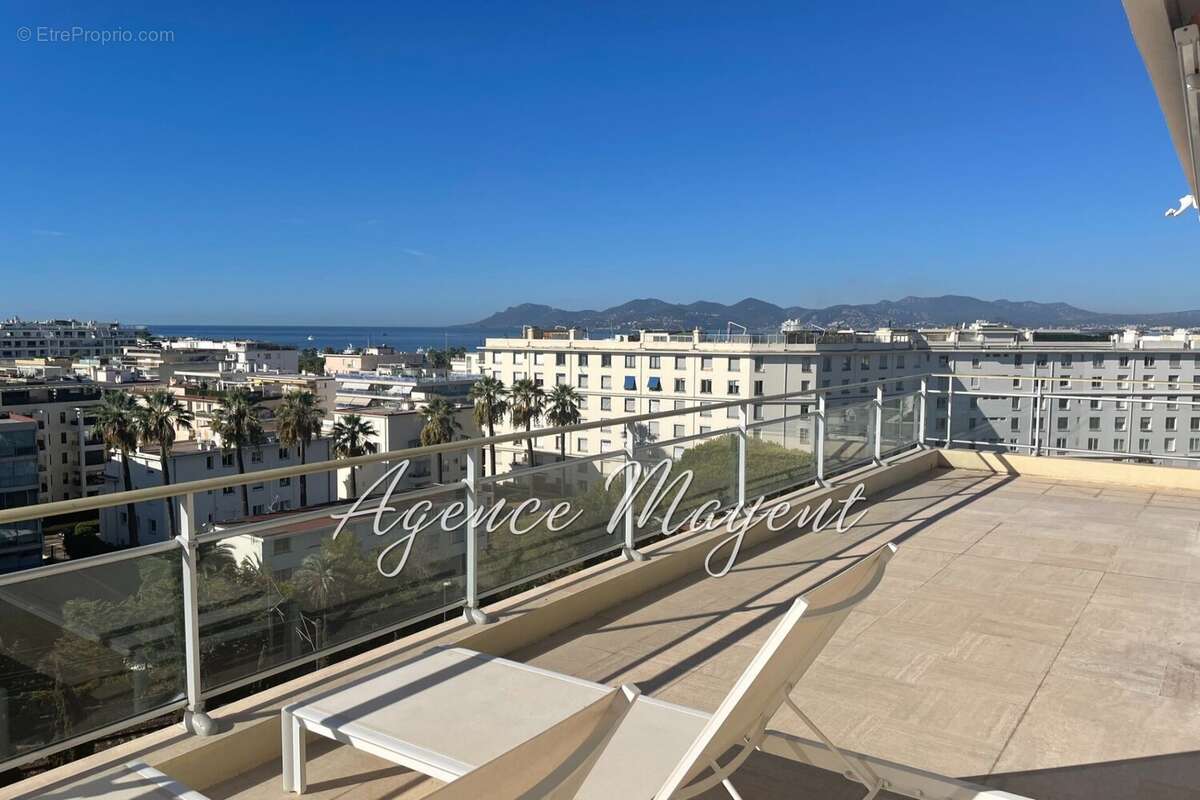 Appartement à CANNES