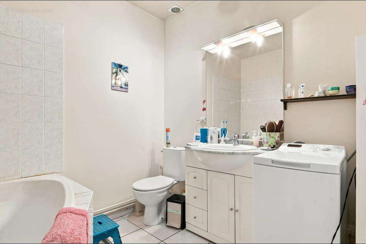 Maison divisée en 2 appartements indépendants à Thiais - photo 6