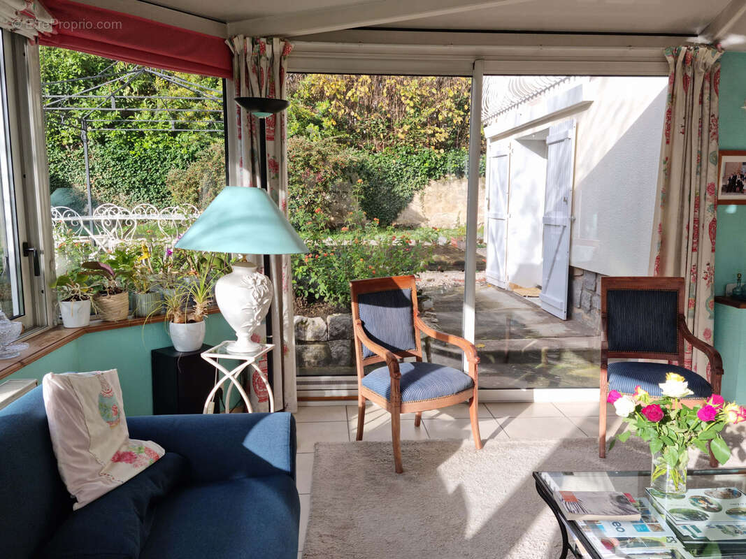 Maison à TASSIN-LA-DEMI-LUNE