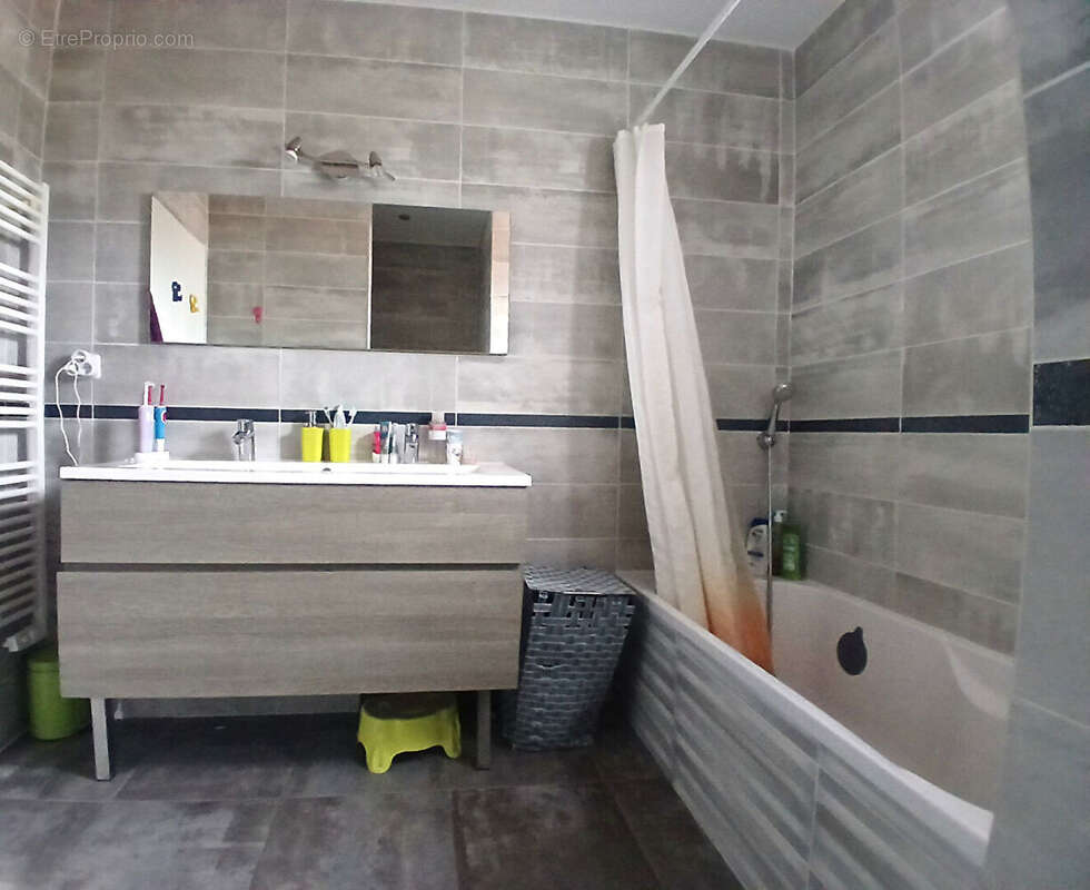 Maison à SOUCIEU-EN-JARREST