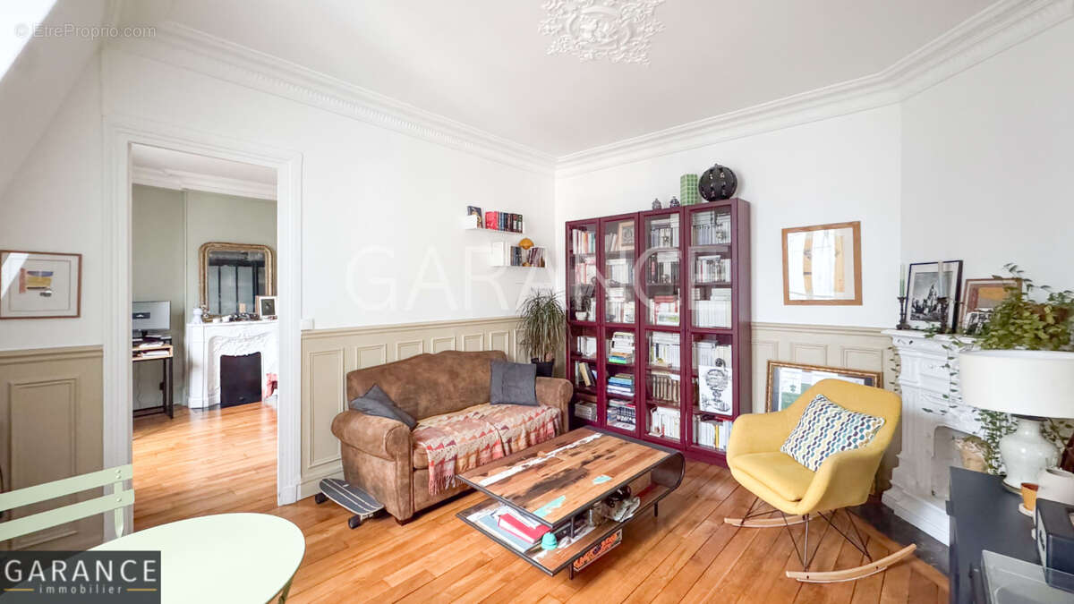 Appartement 44 m² à Paris-14e  - photo 2
