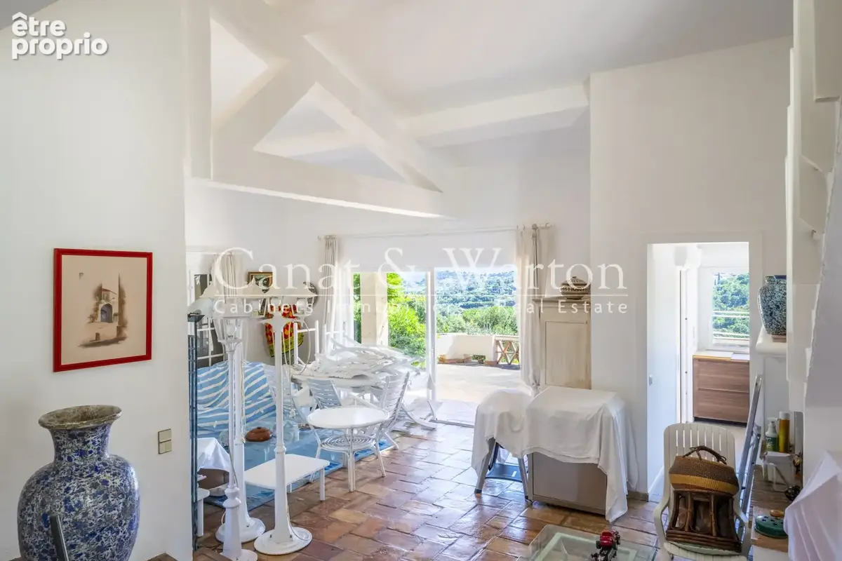Vue mer exceptionnelle sur la baie de cavalaire: villa avec piscine - photo 4