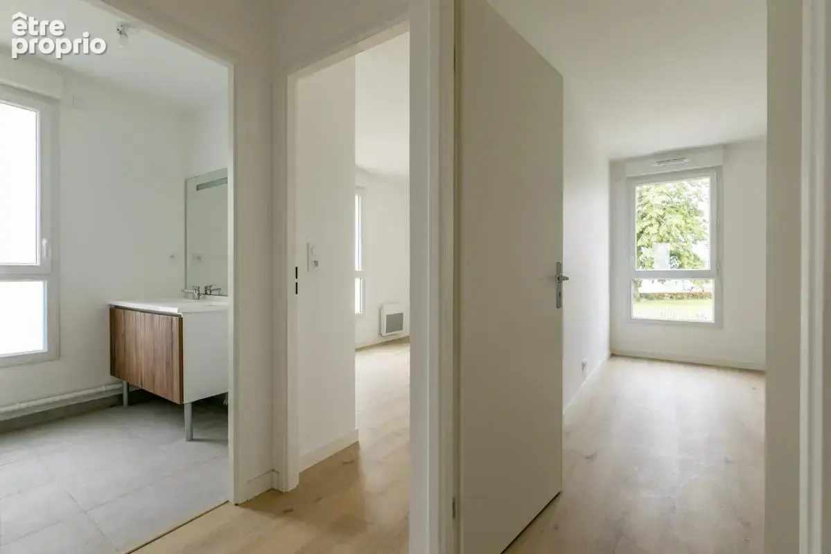 Maison avec jardin et garage - photo 8