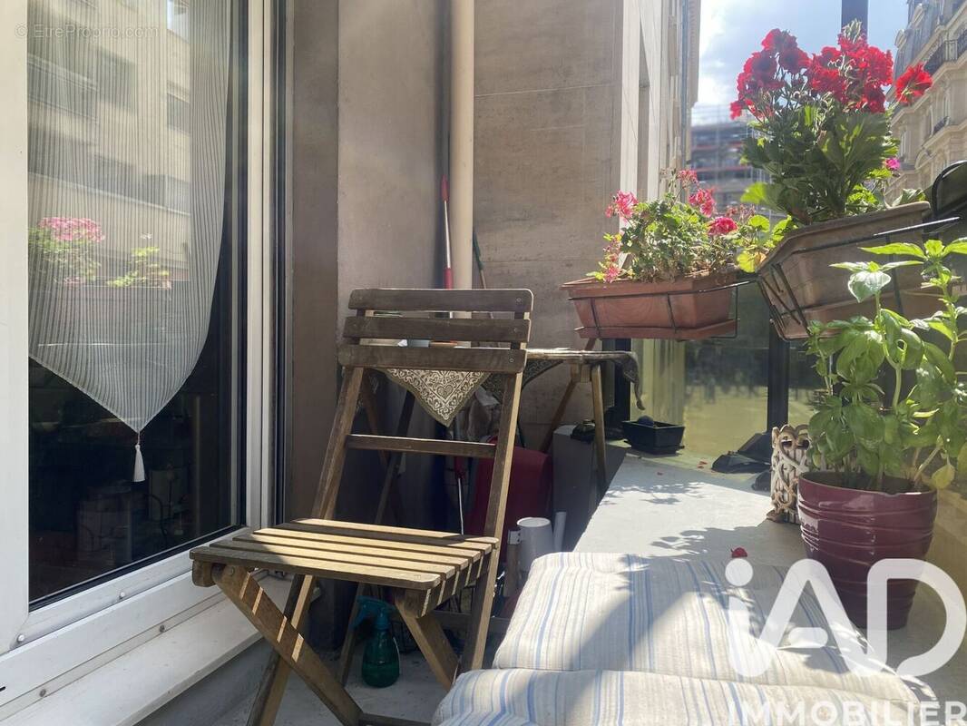 Photo 1 - Appartement à PARIS-17E