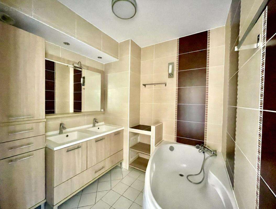 Appartement à LYON-3E