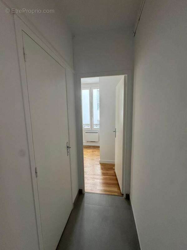 Appartement à PARIS-20E
