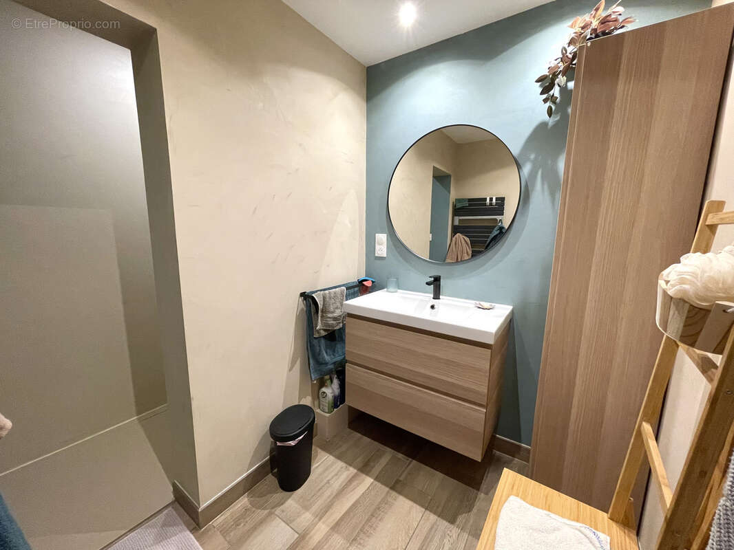 Maison à CHATEAUNEUF-DE-GALAURE