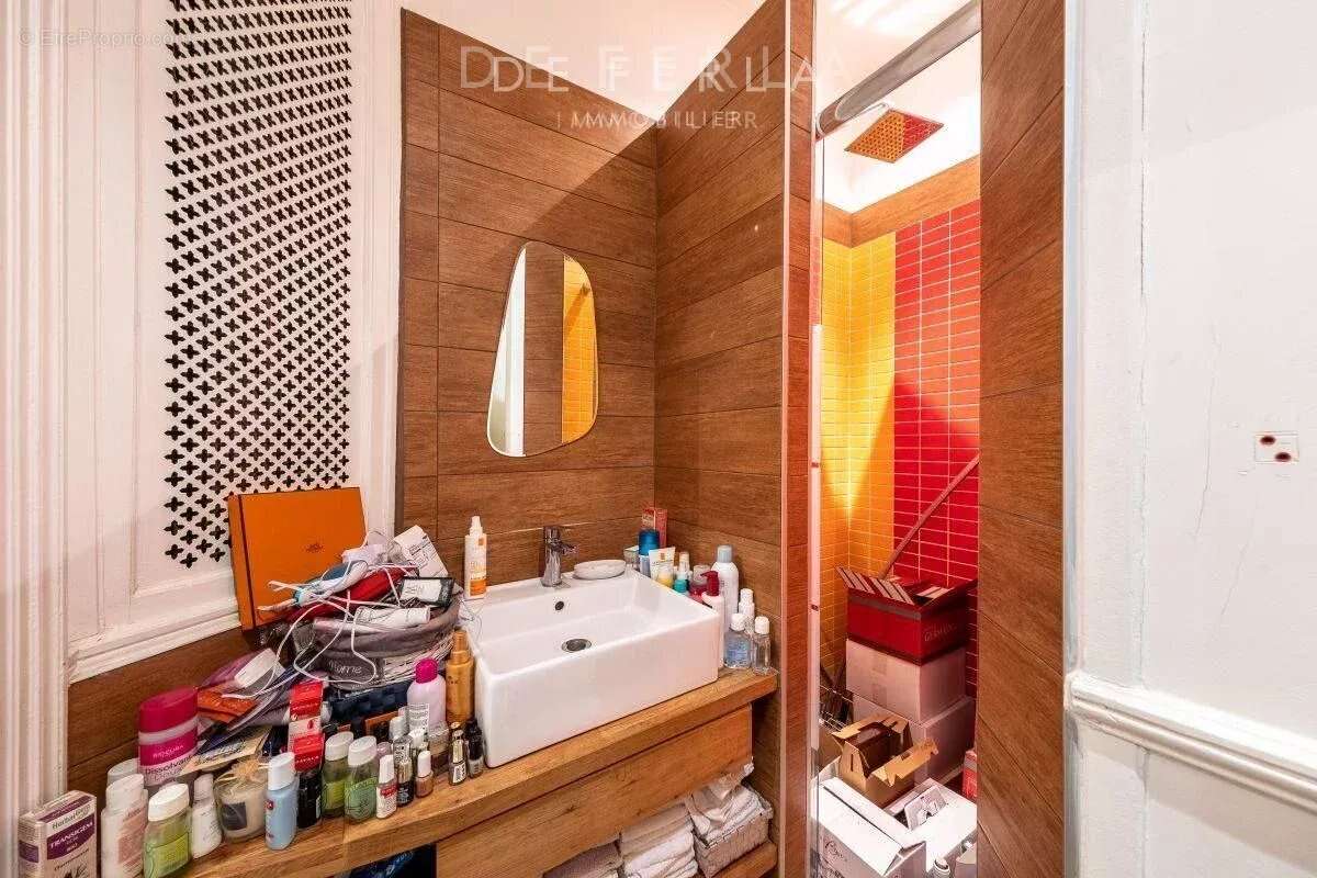 Appartement à PARIS-7E