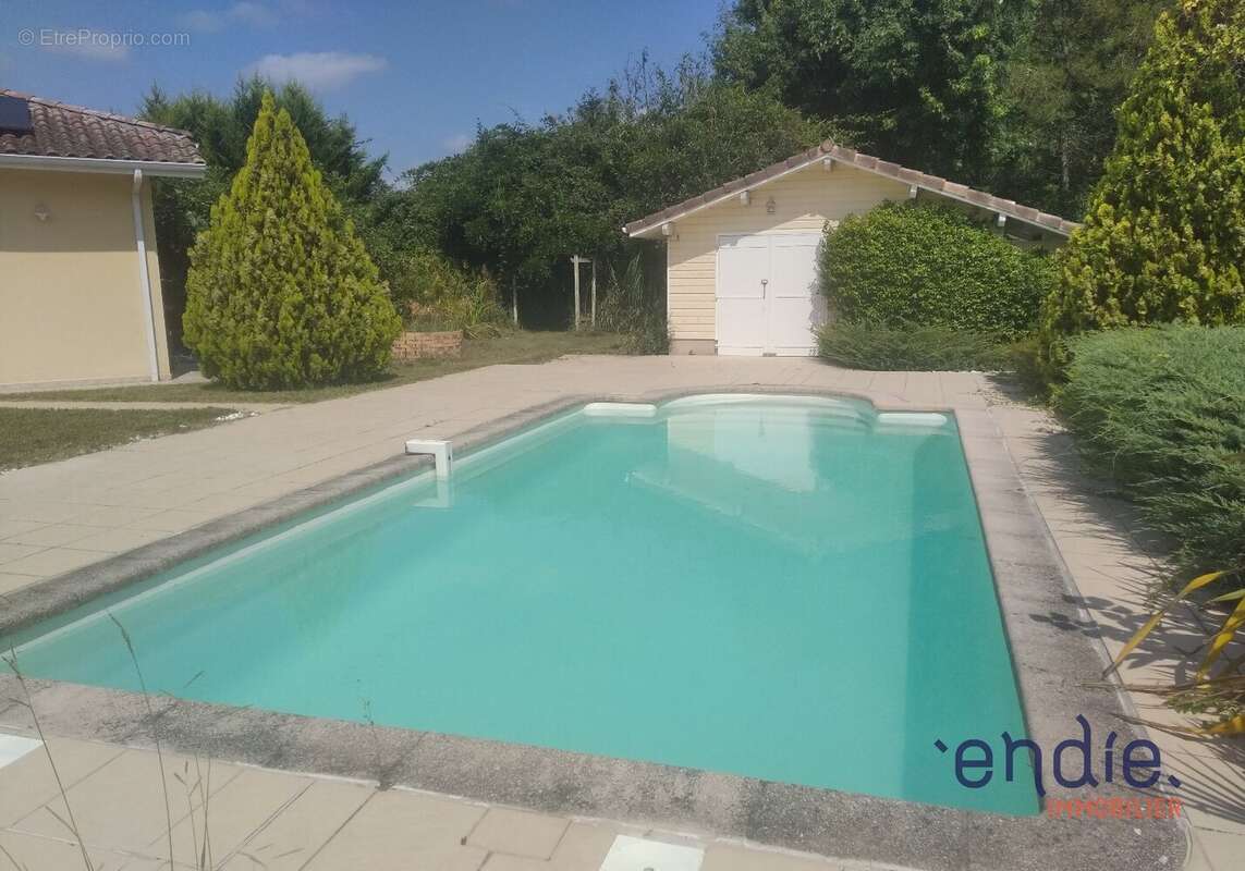 Maison à HAGETMAU