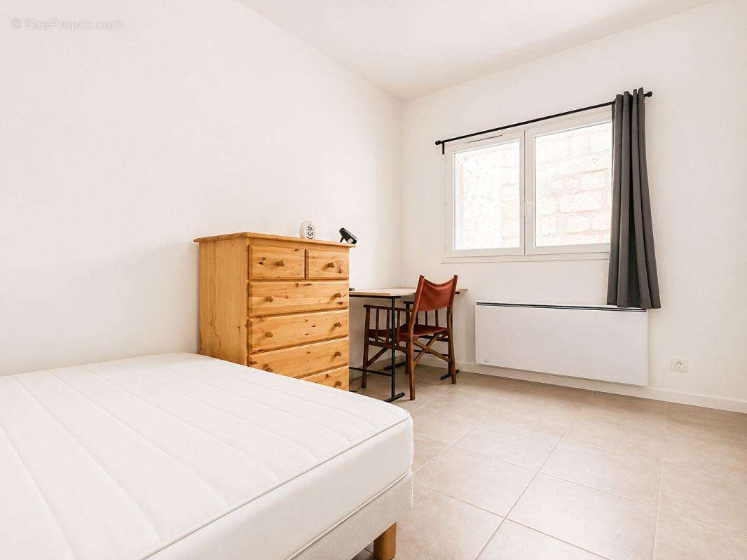 Vente T3 54m2 BORDEAUX (33000) - photo 4
