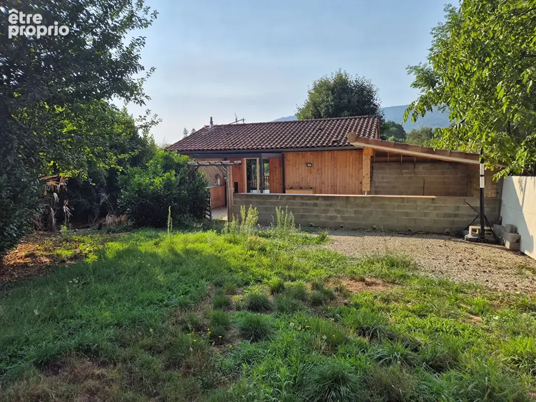 Maison Serres/Arget  T5 de136 m2 sur terrain de 2050 m² - photo 15