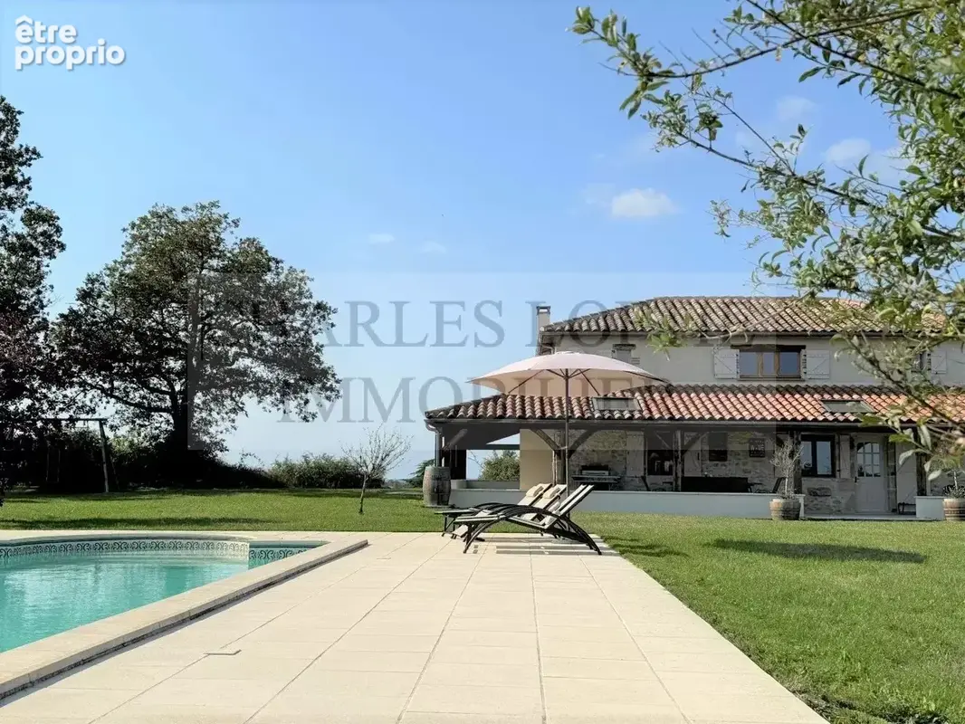 Superbes vues et joli emplacement pour cette maison en pierre, rénovée - photo 37