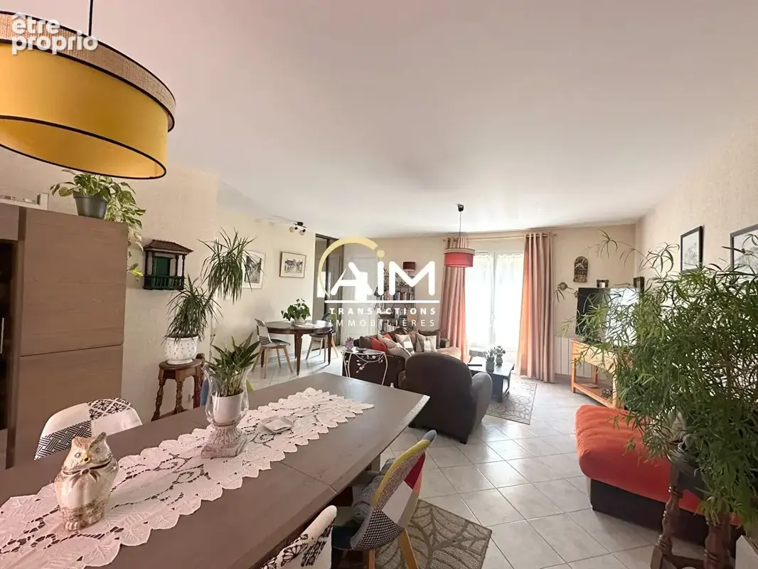 Maison plain-pied à vendre à Saint Julien de Chédon - photo 2