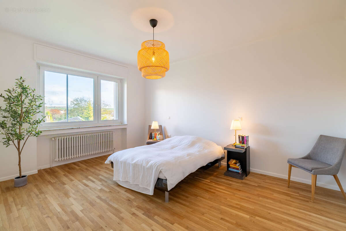 Maison à MONTOIS-LA-MONTAGNE