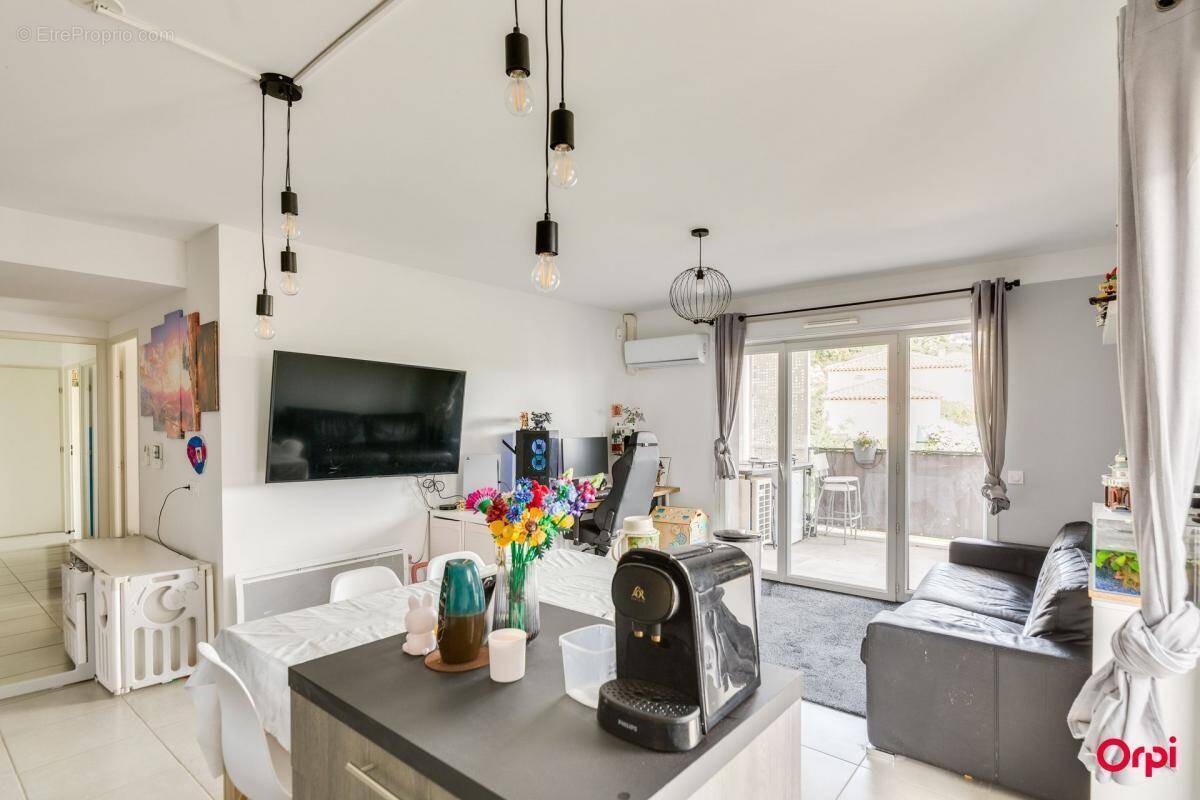 Appartement à MARSEILLE-13E