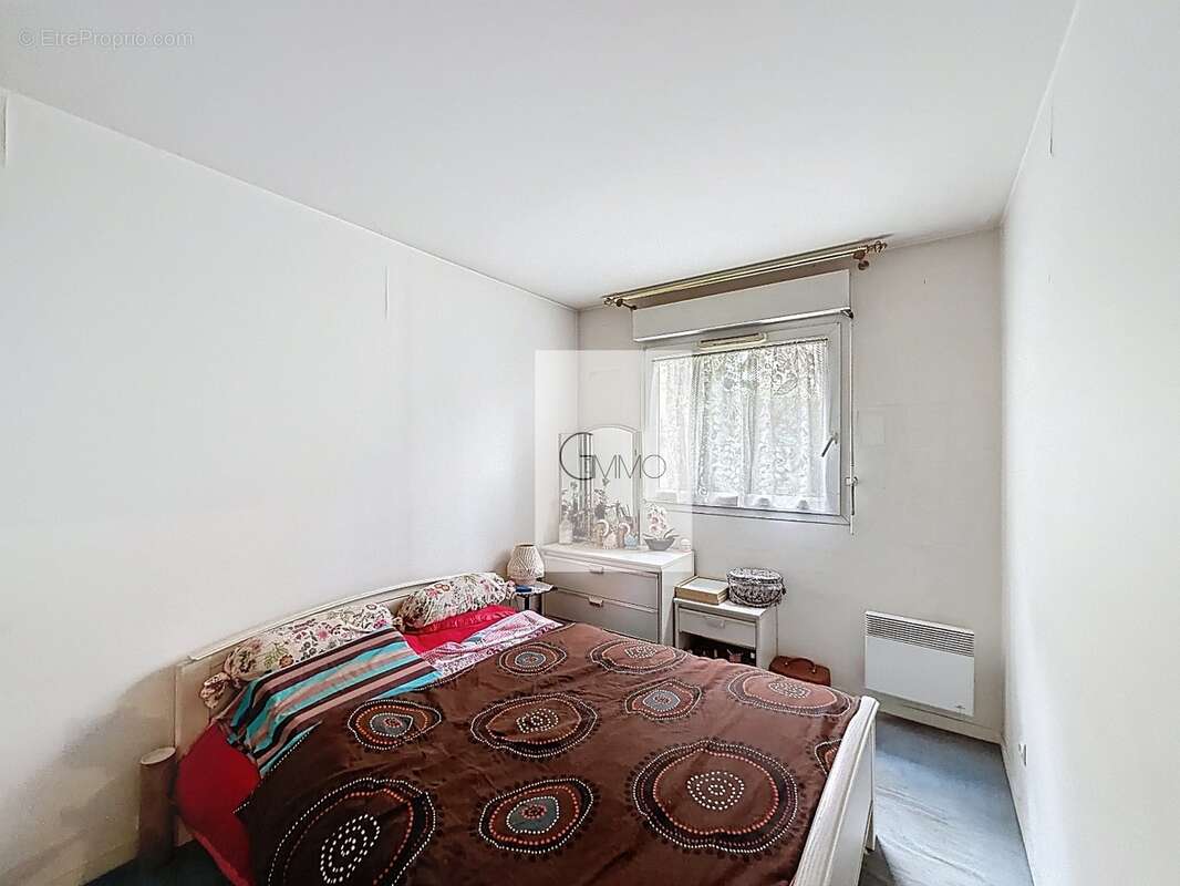 Appartement à L'HAY-LES-ROSES