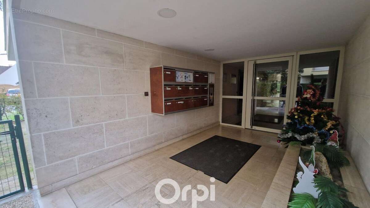 Appartement à LE PERREUX-SUR-MARNE