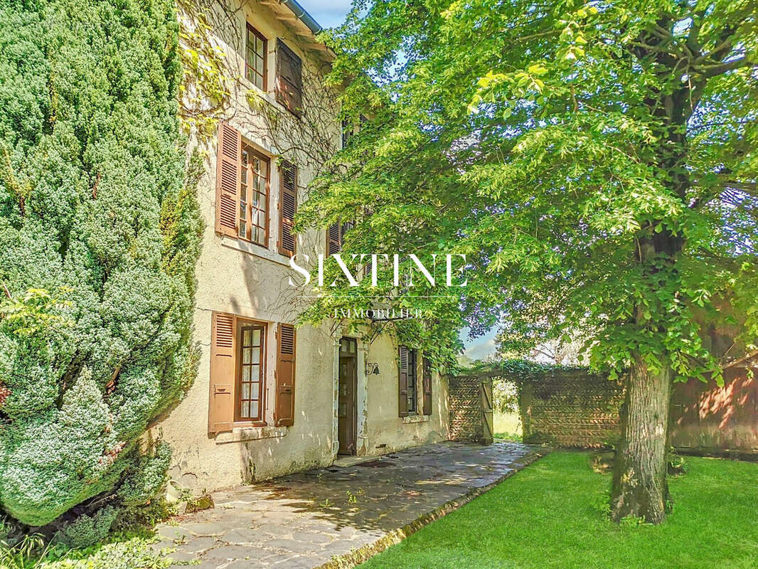 Maison à CHEYSSIEU