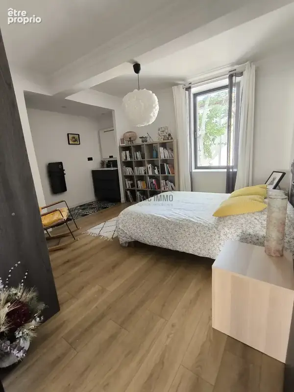 Superbe maison de charme avec double garage, terrasses, cave à vin... - photo 20