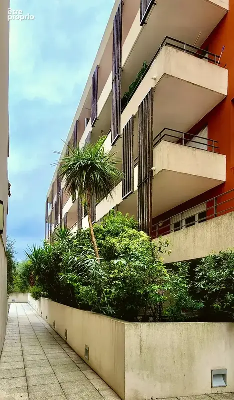 Joli F3 avec grande loggia et parking - photo 12